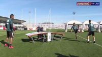 رقابت پینگ پنگ فوتبالی دیبالا و داگلاس کاستا