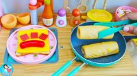 آشپزی کودکانه با اسباب بازی و خمیر بازی : آشپزی مامان و ساندویچ فرنچ تست و سوسیس