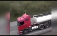 خنده و شادی در شکار لحظه ها