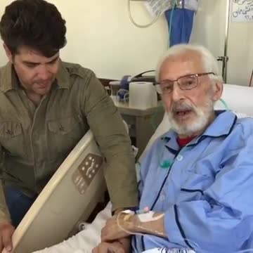 جمشید مشایخی در بیمارستان