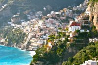 در امتداد ساحل آمالفی در ایتالیا