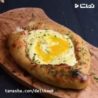 نیمرو با نان پنیری