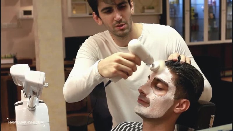 پاکسازی پوست آقایان09126074167 آرایشگاه حمید بخشی