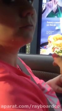 دیجیتال ساینیج Starbucks برای ناشنوایان