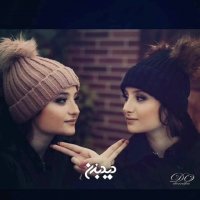 عکس های سارا و نیکا با ژست های متفاوت