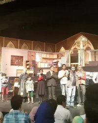 بوسیدن دست "علی نصیریان" توسط شهاب حسینی