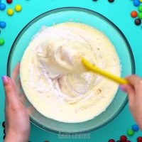 طرز تهیه کیک شکلاتی برای مهمانی |