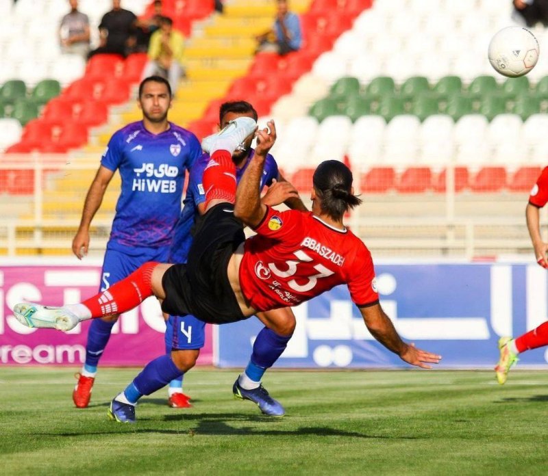 خلاصه بازی تراکتور 0 - هوادار 0