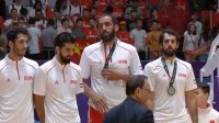 مراسم اهدای مدال نقره به تیم ملی بسکتبال ایران در جاکارتا