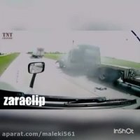 حوادث خطرناک برای خودروها بهترین کلیپ های خیییییلی باحال جذاب خنده دار و لذت بخش