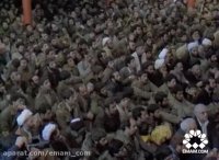 نباید ما یک کارگر را دلسرد بکنیم.