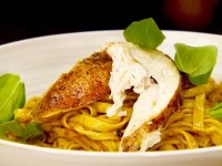 طرز تهیه پاستای مرغ کبابی مدیترانه ای