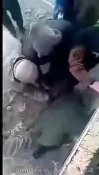 وقتی سرهنگ نیروی زمینی ارتش زانو می زند