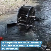 این پمپ با استفاده از آب رودخانه برای آبیاری زمین استفاده می شود!