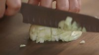 How to chop an onion