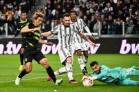 خلاصه بازی یوونتوس 1 - اسپورتینگ 0