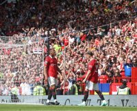 خلاصه بازی منچستریونایتد 2 - ولورهمپتون 0