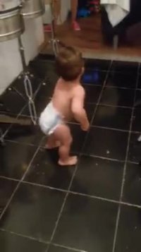 نی نی بامزه