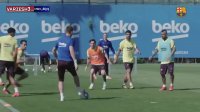 تمرینات بارسلونا و گل زیبای انفرادی لیونل مسی