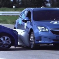 تست ایربگ خارجی خودرو