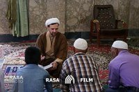 طلبه ای که باعث جمع شدن کیوسک ناجا شد