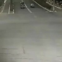 کلیپ خنده دار ماشین پلیس چپ کرد