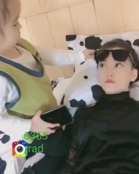 دزدی یواشکی بچه از مامان بخاطره بازی موبایل