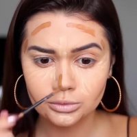 گریم تخصصی صورت