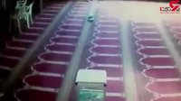 اقدام عجیب پسر جوان در مسجد!