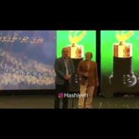 مدیری لحظه دریافت تندیس حافظ : رفته بودم سیگار بکشم