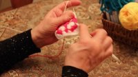 آموزش بافتنی ( موتیف بافی قسمت 6 ) توسط خانم منیژه غفاری