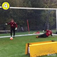 تمرین دروازه بان باشگاه والسال