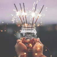 کلیپ تولد با ماه و روز خودتان