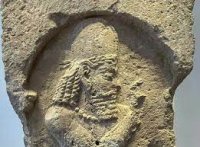 انتقال سنگ نگاره ساسانی به موزه ملی ایران