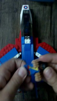 برسی لگو مدل SY874