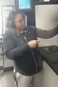 سربازی دختران - تفنگو سفت بگیر !