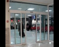 درب اتوماتیک اسلایدینگ آزمایشگاه مهدیه اصفهان