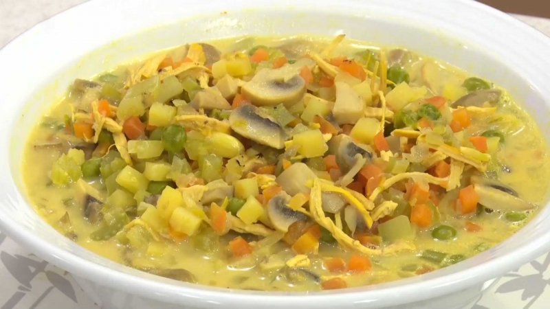 بهونه - طرز تهیه سوپ مرغ و سبزیجات