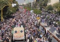 تشییع پیکر شهدای عملیات تروریستی حرم شاهچراغ