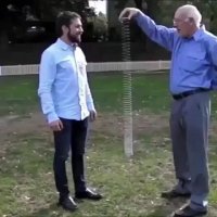 حرکت آهسته سقوط فنر متناقض با تصور شما!