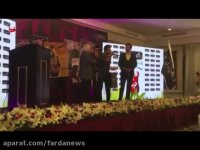 نوید محمدزاده بهترین بازیگر جشن روزنامه سینما