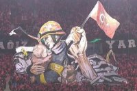 طرح موزاییکی هواداران ترابزون اسپور برای همدردی با زلزله‌ زدگان