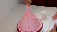 HOW TO MAKE A BARBIE DOLL CAKE AT HOME - Barbie Birthday Cake Recipe - Satisfying Cake Decorating