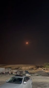 فیلم لحظ اصابت موشک‌های بالستیک ایران به اراضی اشغالی