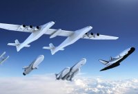 تست بزرگ ترین هواپیمای جهان روی باند فرودگاه