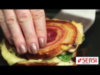 فیلم آموزشی تهیه ساندویچ پنیر با سس آیولی