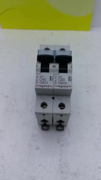 کلید مینیاتوری دو پل 40 آمپر لگراند