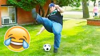 لحظات خنده دار از دنیای فوتبال