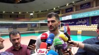 امین اسماعیل‌نژاد پس از تمرین تیم ملی والیبال مردان در جمع اصحاب رسانه
