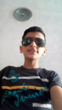 لب خونی محسن چاوشی از بچه ی بوشهر